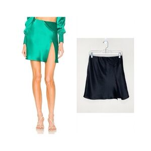 NONchalant Label Karmen Satin Slit Mini Skirt (Sz M) Black